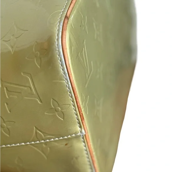 Authentic Louis Vuitton Vernis Houston Tote Shoulder Bag! Comes with COA! - Picture 7 of 16